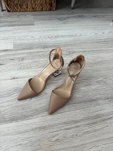 Pelinin Ayakkabıları Stiletto ayakkabı