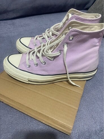 39 Beden mor Renk Converse Ayakkabı
