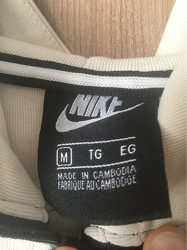 m Beden Nike hırka