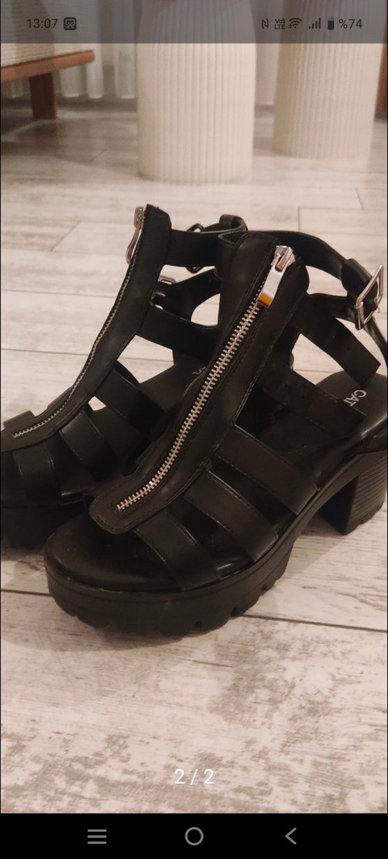 Siyah Goth Tarzı Tokalı Kadın ayakkabı sandalet - Görsel 2