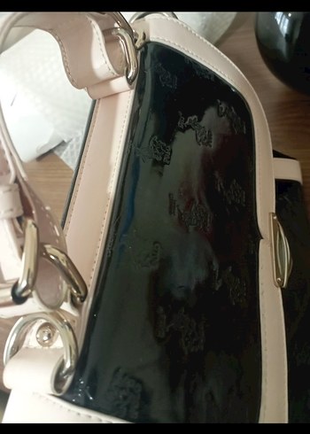 Parlak Siyah krem Deri Kadın Çanta - Görsel 3