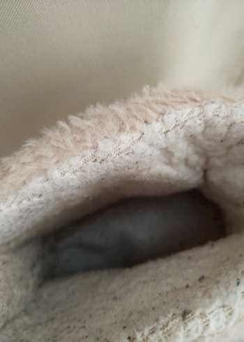 Kızlar için Bej Sıcak Kürklü Ev botu - Görsel 3