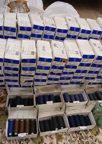 Coats markalı dikiş iplikleri 1000 metrelik bobinler 1 adet - Görsel 4