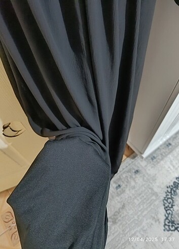 38 Beden siyah Renk Tesettür elbise