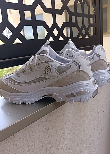 Skechers beyaz simli 37 Numara 