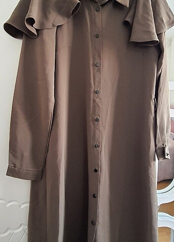 Omuz Detaylı Tunik