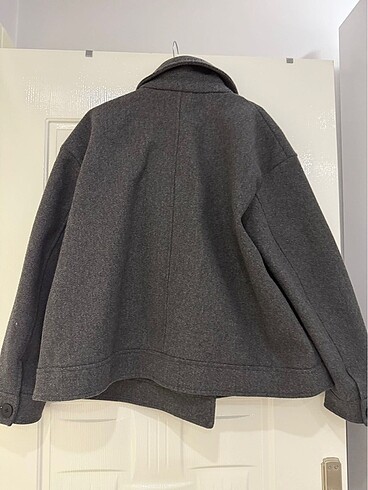 xl Beden Stradivarus mont