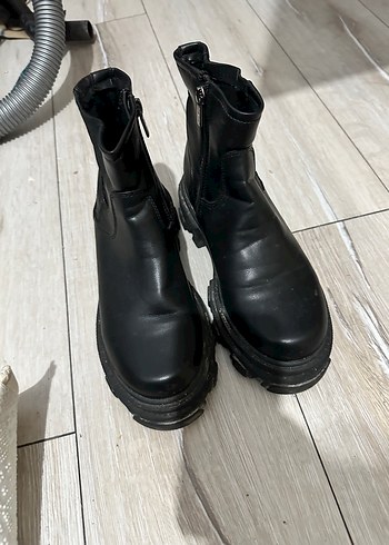 Kadın Siyah Deri Platform Topuklu Goth Bot