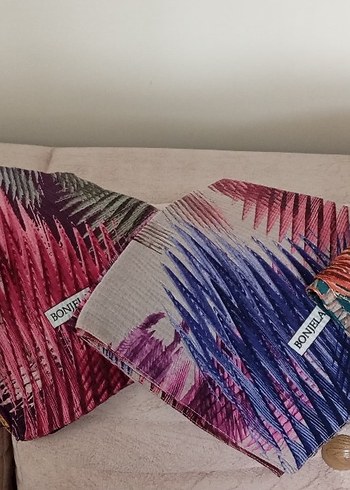 Kadın Çok Renkli Baskılı Eşarp - Görsel 2