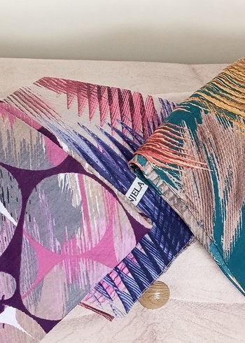 Kadın Çok Renkli Baskılı Eşarp - Görsel 3