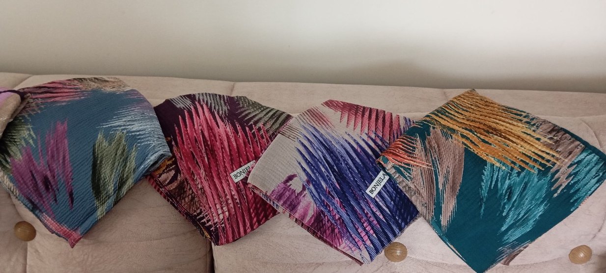 Kadın Çok Renkli Baskılı Eşarp - Görsel 2