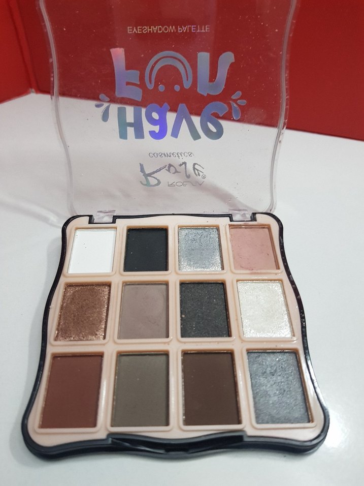 ROESIA ROSE COSMETICS 12li far paleti - Görsel 3