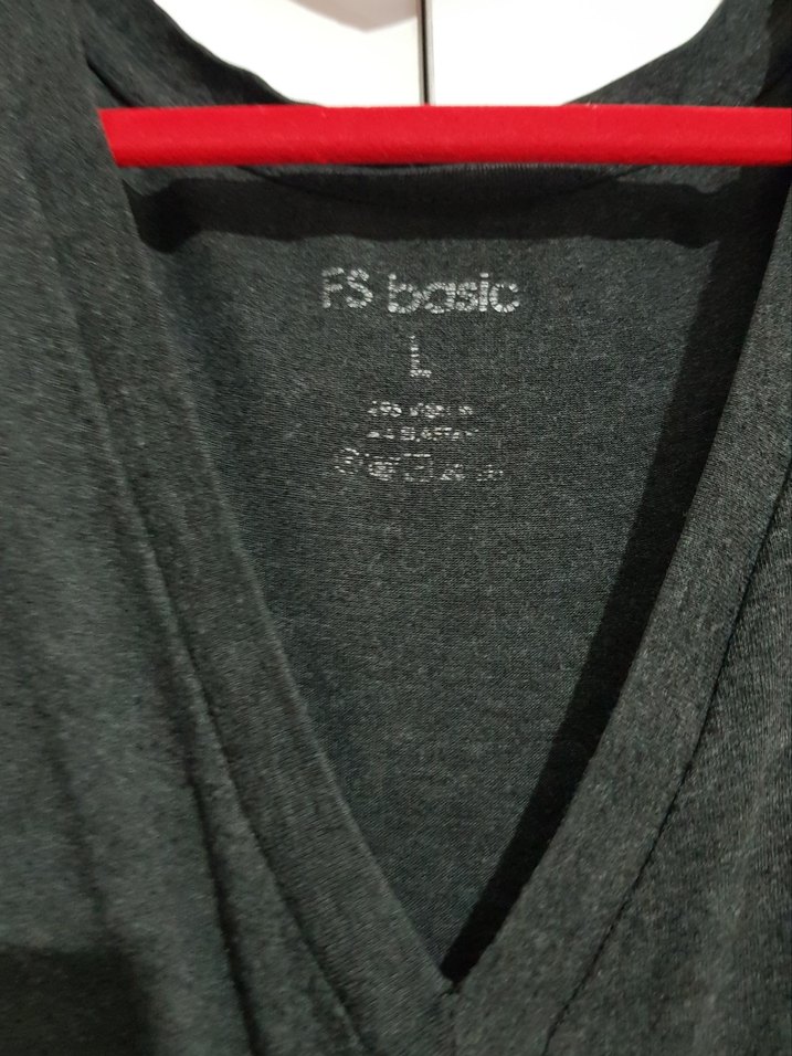 FAİK SÖNMEZ füme renkte, kısa kollu V-yaka basic kadın t-shirt - Görsel 2