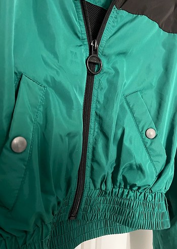 Kemerli Kısa Yeşil Spor Kadın Ceket - Görsel 3