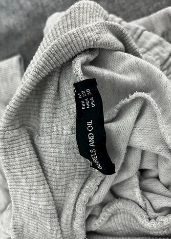 Gri Kız Eşofman Takımı Kapüşonlu ve Yumuşak Kumaşlı - Görsel 4