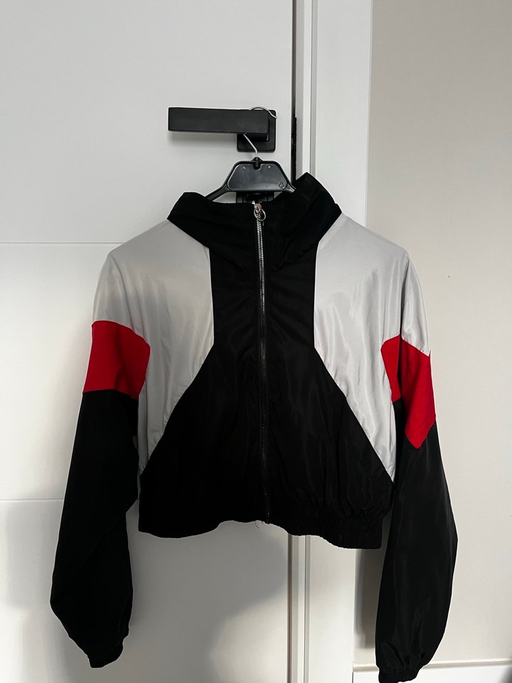 Kadın Siyah Spor Fermuarlı Ceket - Görsel 2