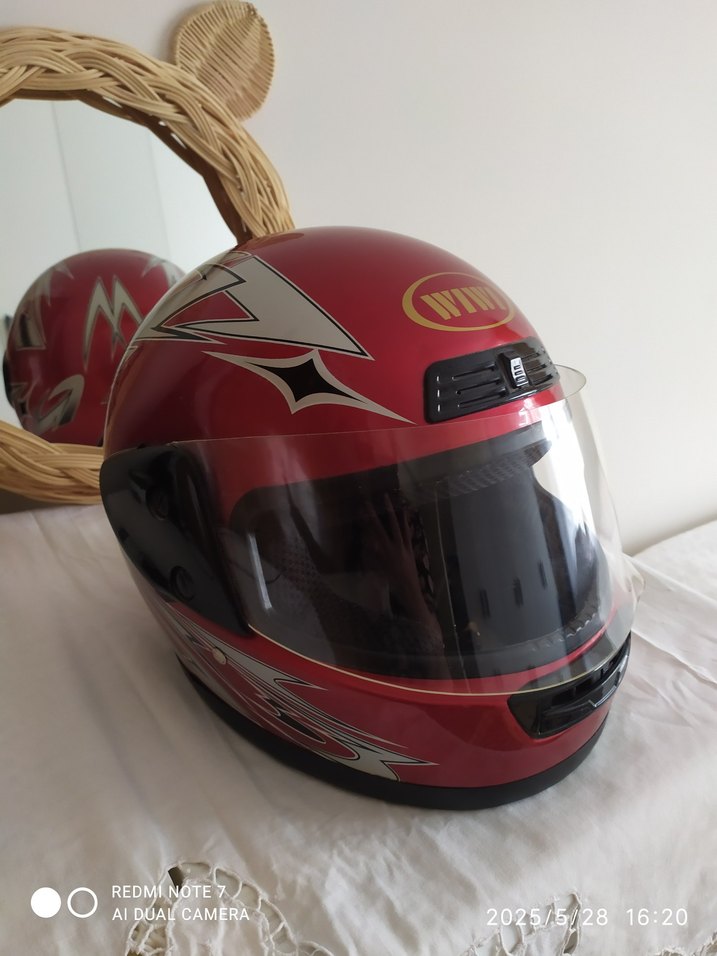 Kırmızı Parlak Biker Motosiklet Kaskı - Görsel 2