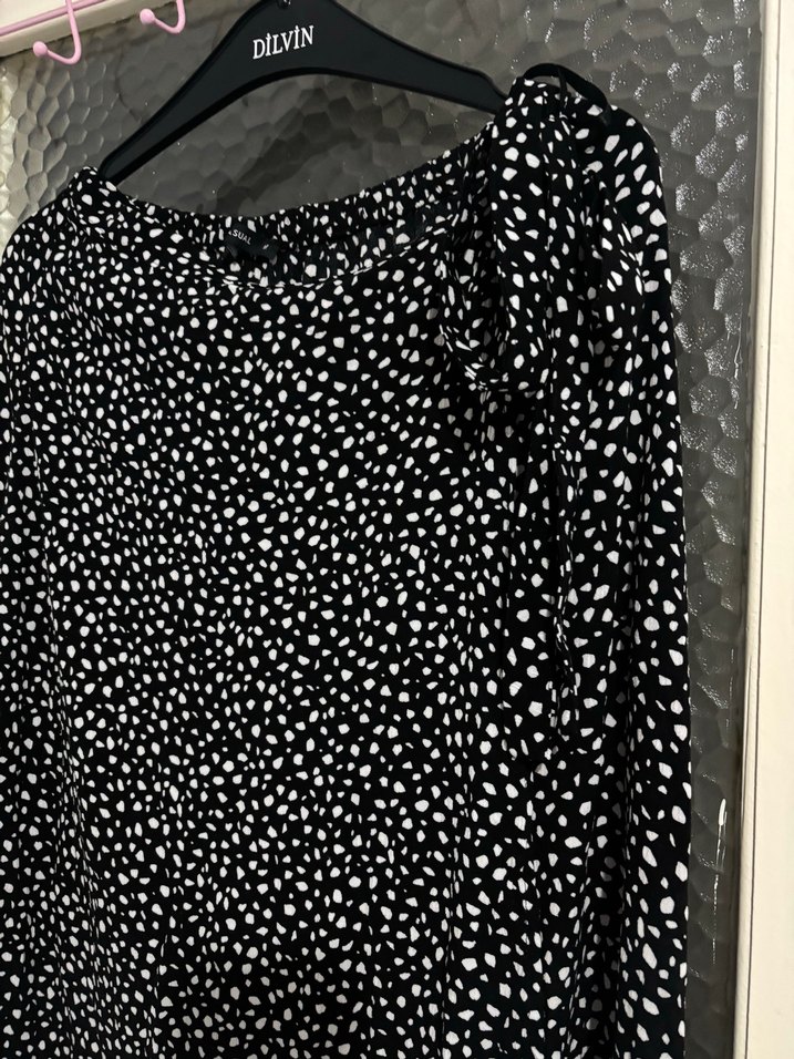 Siyah Puantiyeli Uzun Salaş Etek - Görsel 2