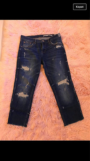 Zaran yırtık denim pantolon