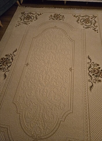 Beyaz halı