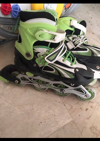 Yeşil Renkli Kaykay Paten ve Koruyucu Seti - Görsel 2