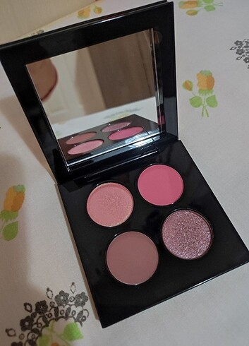 Pat McGrath far paleti