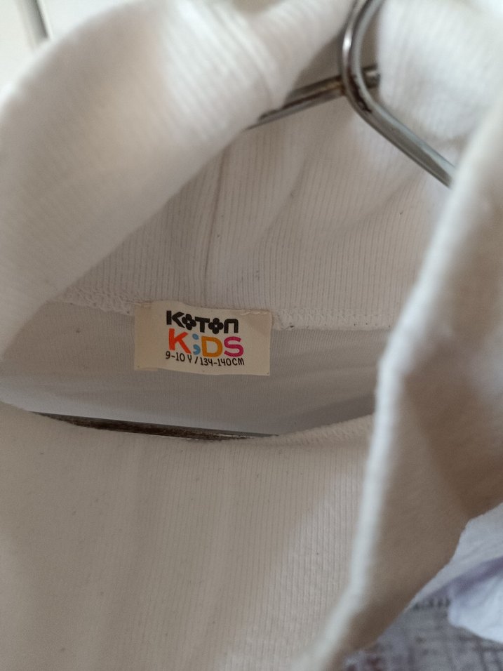 Kız Çocuk Beyaz Balıkçı Yaka Tişört - Görsel 3