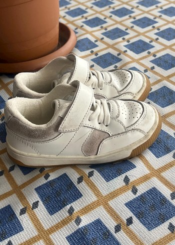 Beyaz Çocuk Spor Ayakkabı - Görsel 3