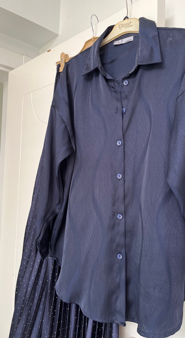 Parlak Mavi Pilili Uzun Etek - Görsel 4