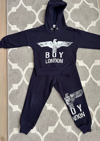 Erkek Bebek Kapüşonlu Sweatshirt ve Eşofman Takımı