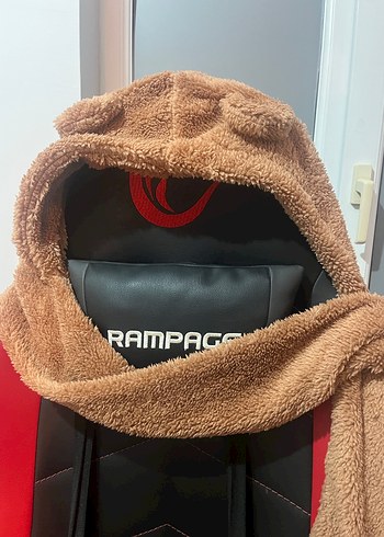 Kahverengi Kürk Kapüşonlu Atkı - Görsel 3