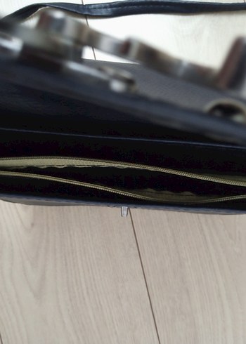 Zımba detaylı postacı çantası - Görsel 5