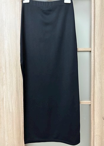 Batik yandan yırtmaçlı etek - Görsel 2