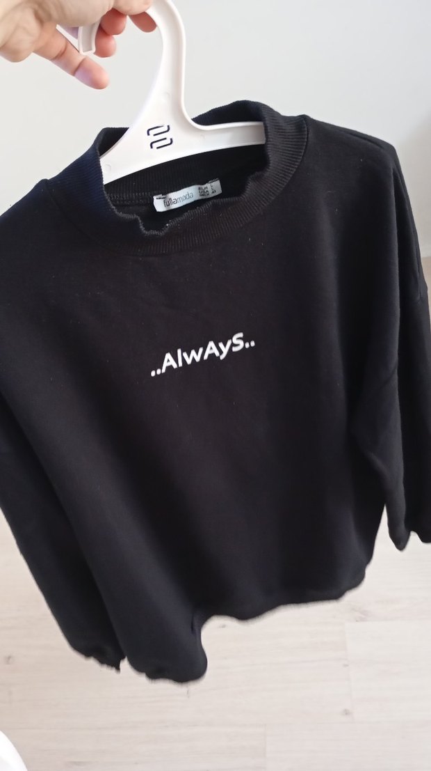 Siyah Rahat Kesim Kadın Sweatshirt - Görsel 3