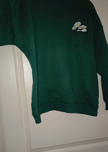 Düğmeli Nakışlı Yeşil Sweatshirt - Görsel 2