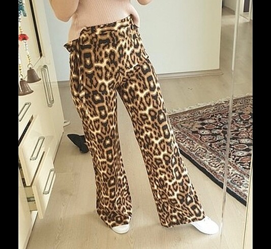 Bershka Pantolon