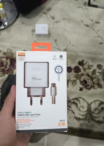 67W Turbo Hızlı Şarj Cihazı ve Type-C Kablo
