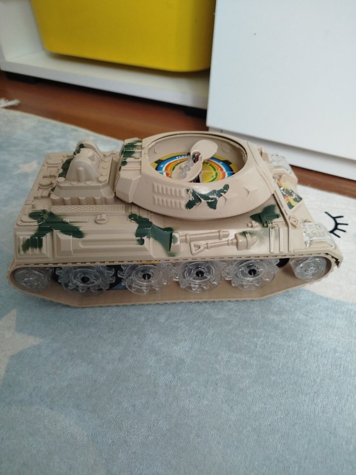 Beyaz Kamuflajlı Oyuncak Tank - Görsel 2