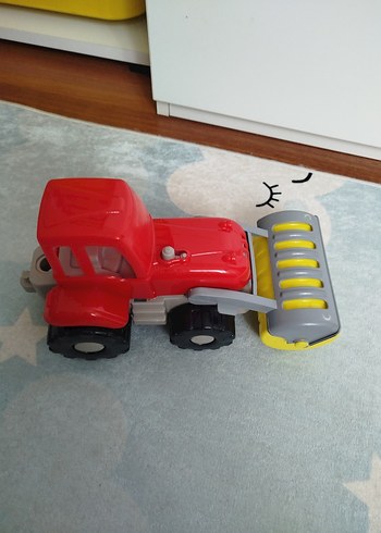 Renkli Kırmızı Oyuncak Traktör - Görsel 2