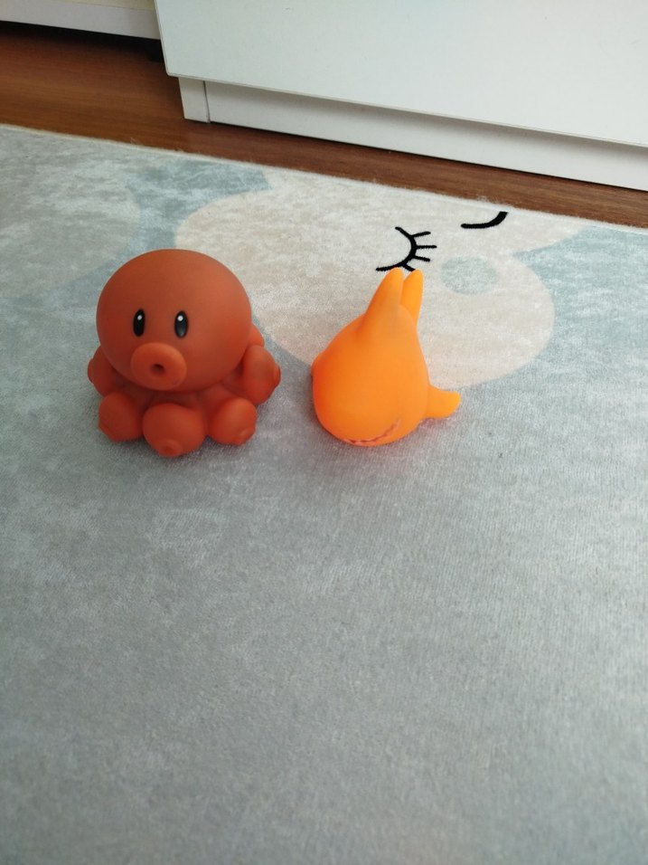 Turuncu Renkli Su Oyuncakları - Görsel 2