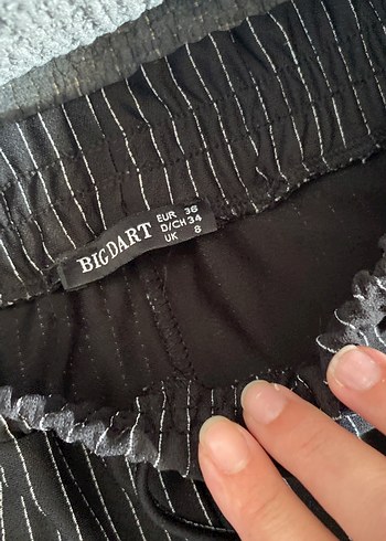 Diğer Çizgili Pilili Siyah Keten Kadın Pantolon
