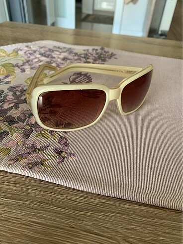 Guess Güneş Gözlüğü - Görsel 4