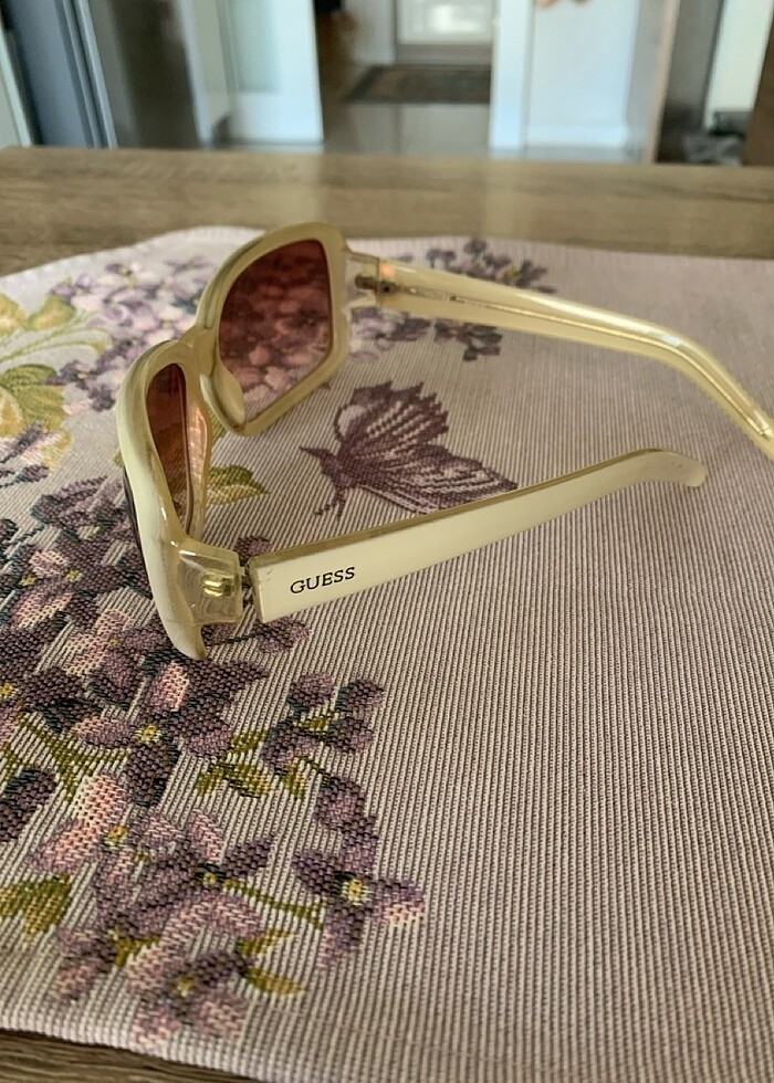 Guess Güneş Gözlüğü - Görsel 2