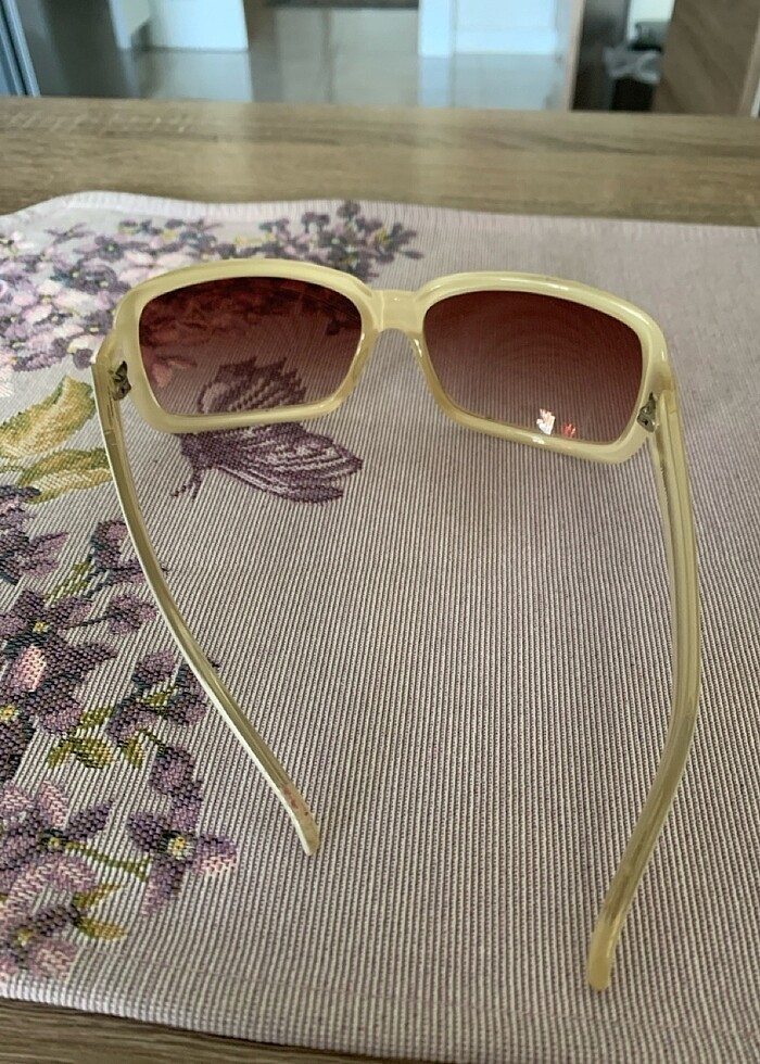 Guess Güneş Gözlüğü - Görsel 3