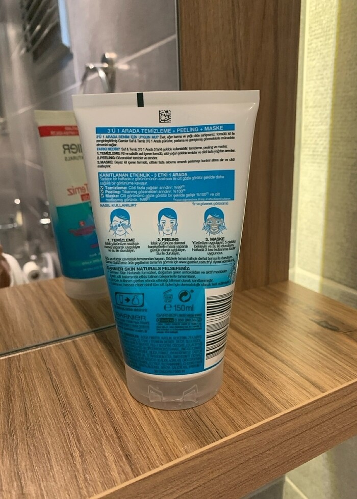 Garnier Saf & Temiz Yüz temizleme peelingi - Görsel 2