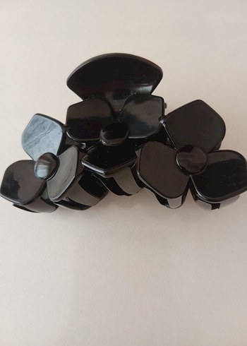 Diğer Diger Siyah Plastik Tokalı Saç Tokası
