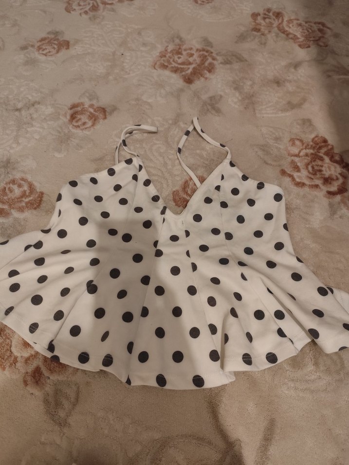 Puantiye Desenli Beyaz V Yaka Mini Bluz - Görsel 2