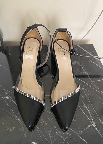 Zara Klasik Siyah Yılan Desenli Stiletto