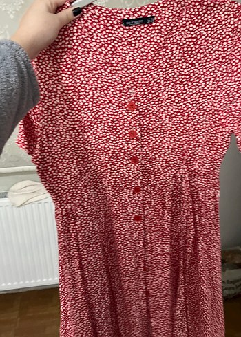 Düğmeli Kırmızı V Yakalı Uzun Elbise - Görsel 2