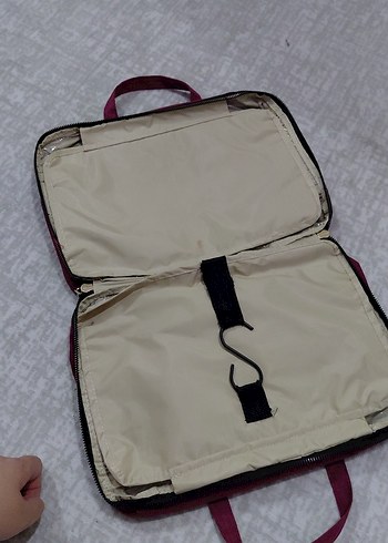 Bordo Fermuarlı Kadın kozmetik çantasi - Görsel 2